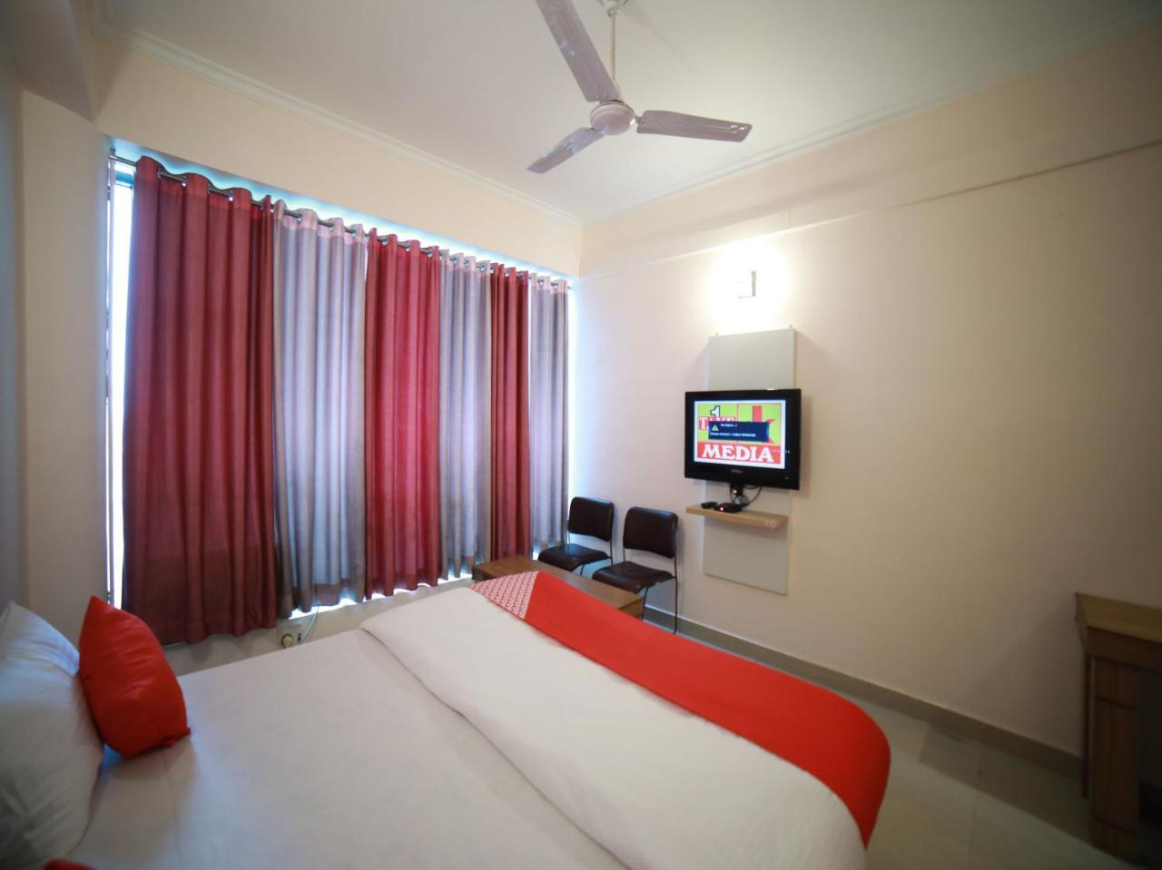 Oyo 15561 Corporate Villa Джамму Екстер'єр фото